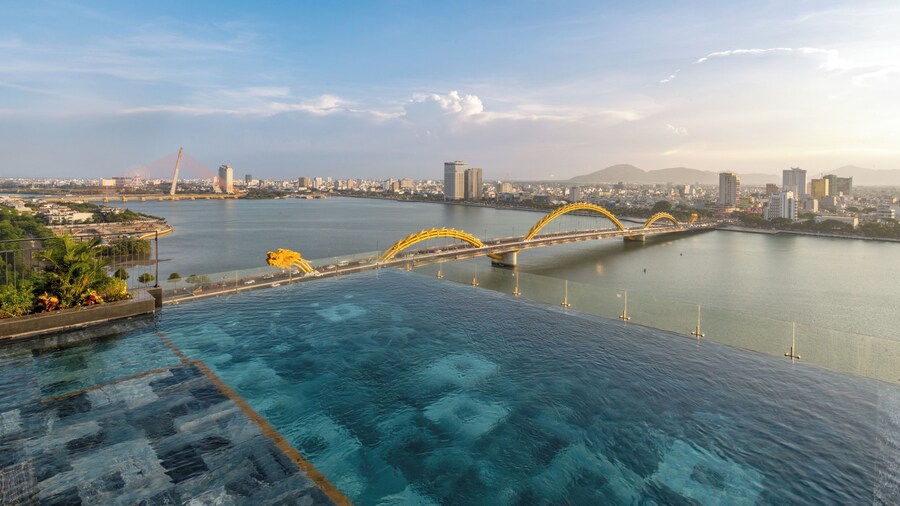 Caro Premium Danang Hotel