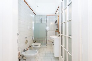 Haartrockner, Handtücher