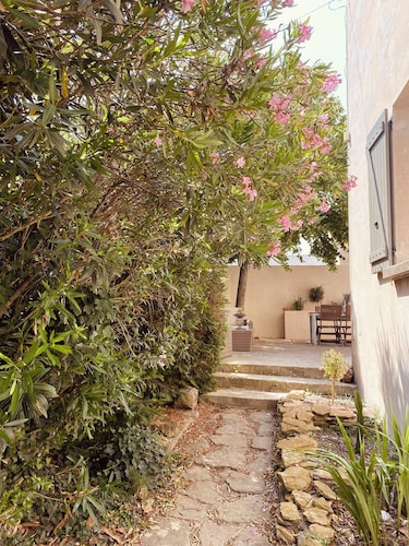 Farmhouse in Drôme Provençale with a Pool (Adults Only)