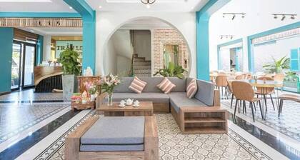 Tran Long Cu Hin Hotel