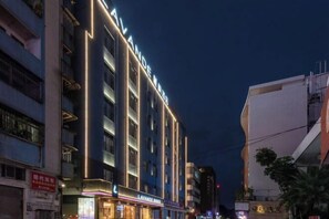 Exterior - Lavande Hotel (Zhongshan)