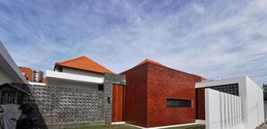 Exterior - Chic tropical villa in the heart of Seminyak (SEMINYAK)