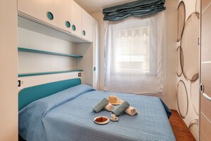 Departamento familiar, varias habitaciones, 2 baños (Front Beach Magic Sea - 20m From The) | 2 habitaciones y ropa de cama 