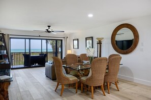 TV, offices - Executive Beachfront 3BR Townhome at Bandy Beach (Sanibel)