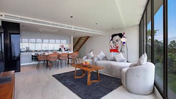 Appart'hôtel Exclusif, 3 chambres, vue océan | Salle de séjour | Télévision à écran plat