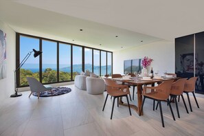 Condo exclusif, 3 chambres, vue sur lâocĂ©an | Aire de sĂ©jour | TĂ©lĂ©viseur Ă Ă©cran plat