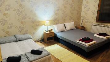 2 bedrooms, desk, iron/ironing board, travel cot