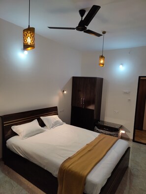 Deluxe Single Room, City View