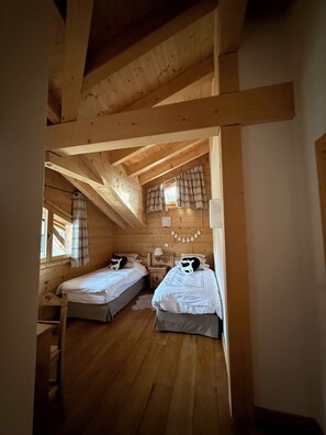 6 habitaciones, tabla de planchar con plancha, wifi y ropa de cama 