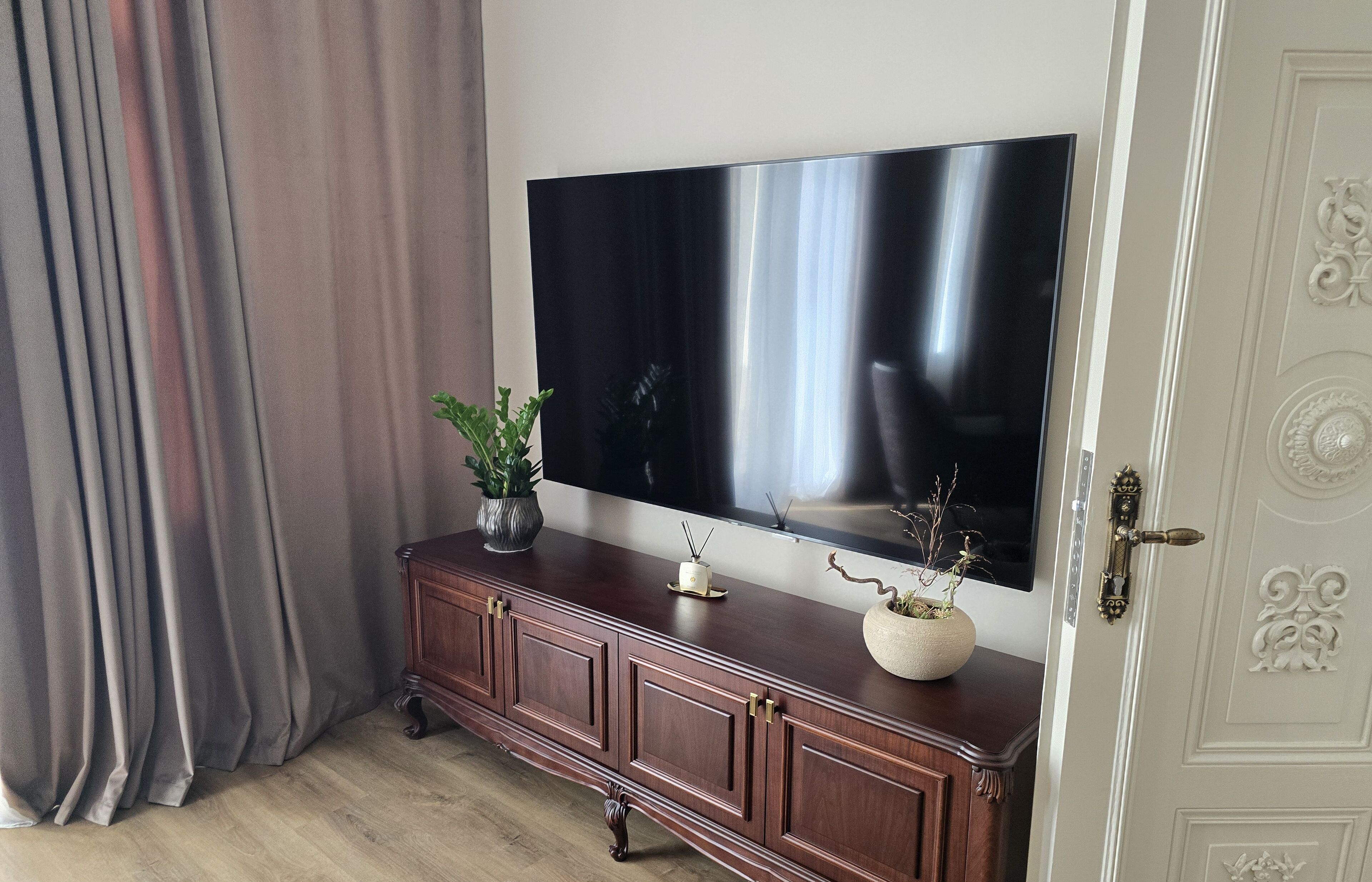 Presidentiële suite, balkon, uitzicht op stad | Een bureau, gratis wifi