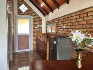 Deluxe Villa, Ocean View | Private kitchen