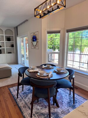 Dining - Swim Spa + Hot Tub, Private backyard, 6 Bedrooms (Beaverton)