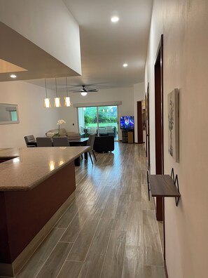 Interior - Poolside Condo, El Tigre. Beautiful (Nuevo Vallarta)