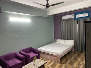 9 Schlafzimmer, WLAN