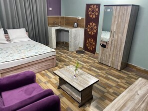 9 habitaciones y wifi 