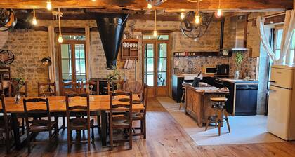 Moulin Cozanne, spa and sauna gîte in the heart of the vineyards.