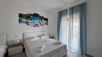 2 chambres, fer et planche Ă  repasser, Wi-Fi, draps fournis