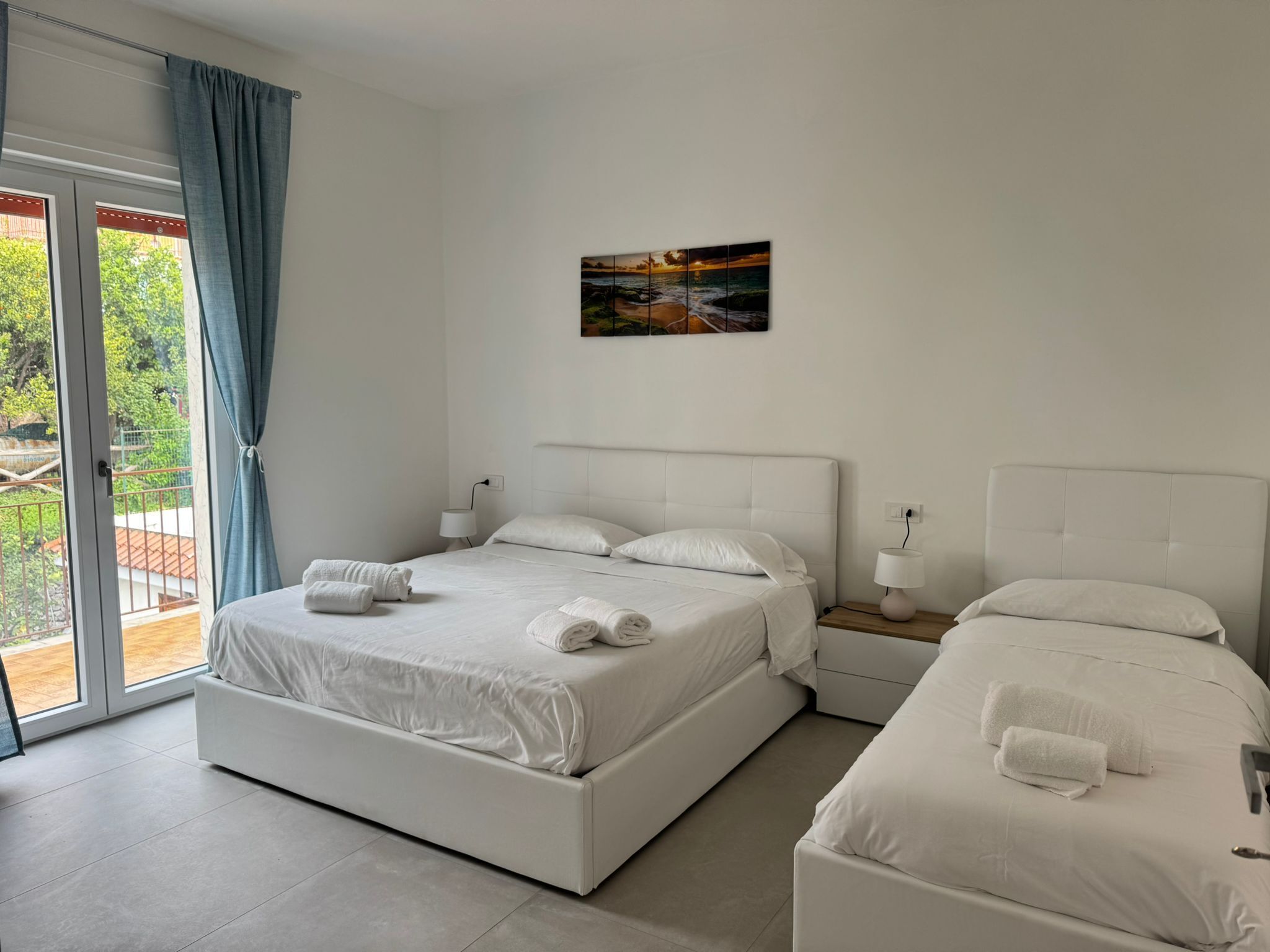 2 chambres, fer et planche à repasser, Wi-Fi, draps fournis