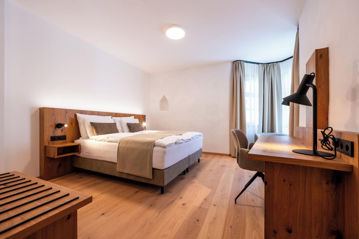 Habitación doble Premium | 1 habitación y caja de seguridad en la habitación