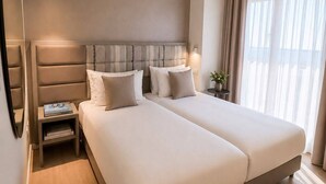 Deluxe Accessible | Öryggishólf í herbergi, straujárn/strauborð, ókeypis þráðlaus nettenging