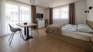 Studio, patio | Wi-Fi gratuit
