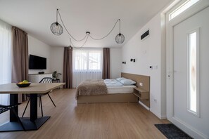 Studio, Patio - Villa Oliver Lenti (Lenti)