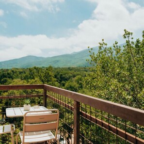 Standard Studio, Balcony, Mountain View | Terrace/patio