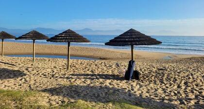 Historic Coastal Gem â 3BR, WiFi, Walk to Lighthouse, Museums & Eateries