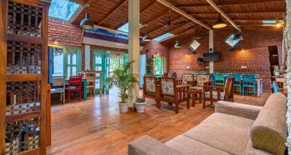 Woodsmoke By Ebony Stays – 9BHK Luxury Lake View Villa in Bhimtal