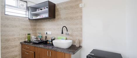 Standard Studio Suite | Private kitchen