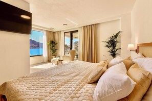 Exclusive-Villa, 4 Schlafzimmer, eigener Pool, Meerblick