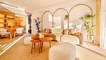 Villa exclusiva, 5 habitaciones, piscina privada, vistas al mar | Interior