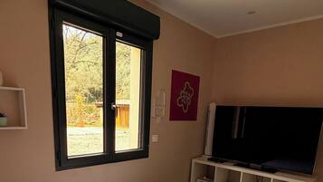 2 chambres, fer et planche Ă repasser, lit parapluie, Wi-Fi gratuit