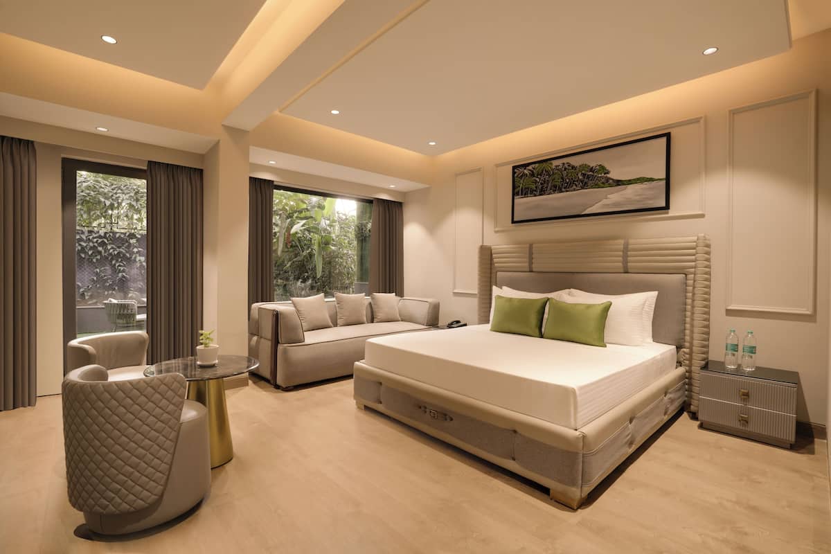 Executive Double Room with Garden | Laptop workspace