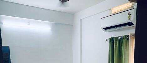 Deluxe Double Room, City View