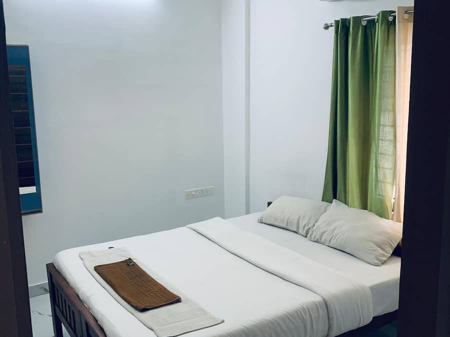 Deluxe-Doppelzimmer, Stadtblick | Schreibtisch