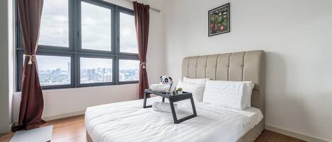 4 Schlafzimmer, Bügeleisen/Bügelbrett, WLAN, Bettwäsche