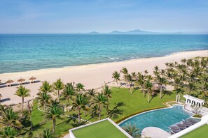 Beach/ocean view - Royal Beachfront Resort Danang (Dien Ban)