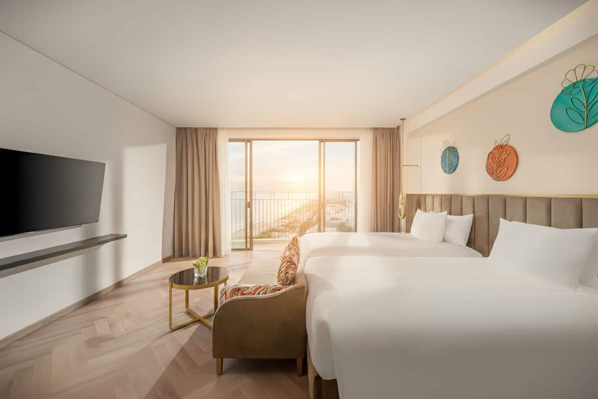 Premier Ocean View Twin | Minibar, desk, free WiFi, bed sheets