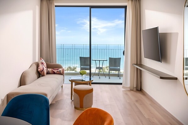 Three-Bedroom Family Ocean View | Vue de la chambre