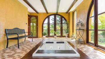 Family Villa, 2 Bedrooms | Bathroom | Free toiletries, hair dryer, bathrobes, bidet