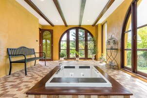 Family Villa, 2 Bedrooms | Bathroom | Free toiletries, hair dryer, bathrobes, bidet