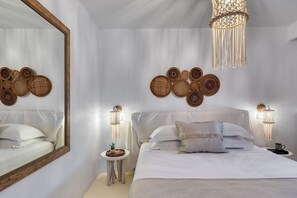 4 chambres, fer et planche à repasser, accès au Wi-Fi (inclus)