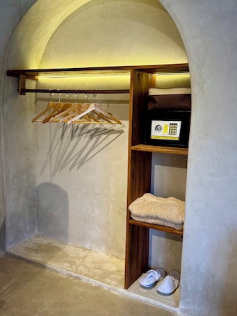 Deluxe Double Room, Pool View | 1 bedroom, free WiFi