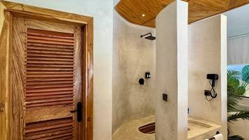 Deluxe Double Room, Pool View | 1 bedroom, free WiFi