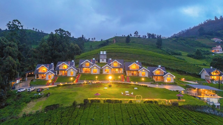 AJ Gable clouds Ooty by VOYE HOMES