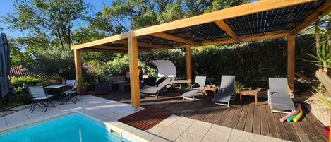 Piscine extérieure, piscine chauffée