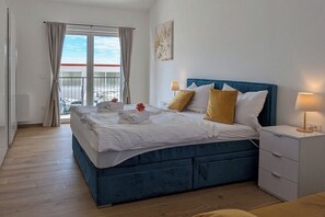 3 Schlafzimmer, Bügeleisen/Bügelbrett, WLAN, Bettwäsche