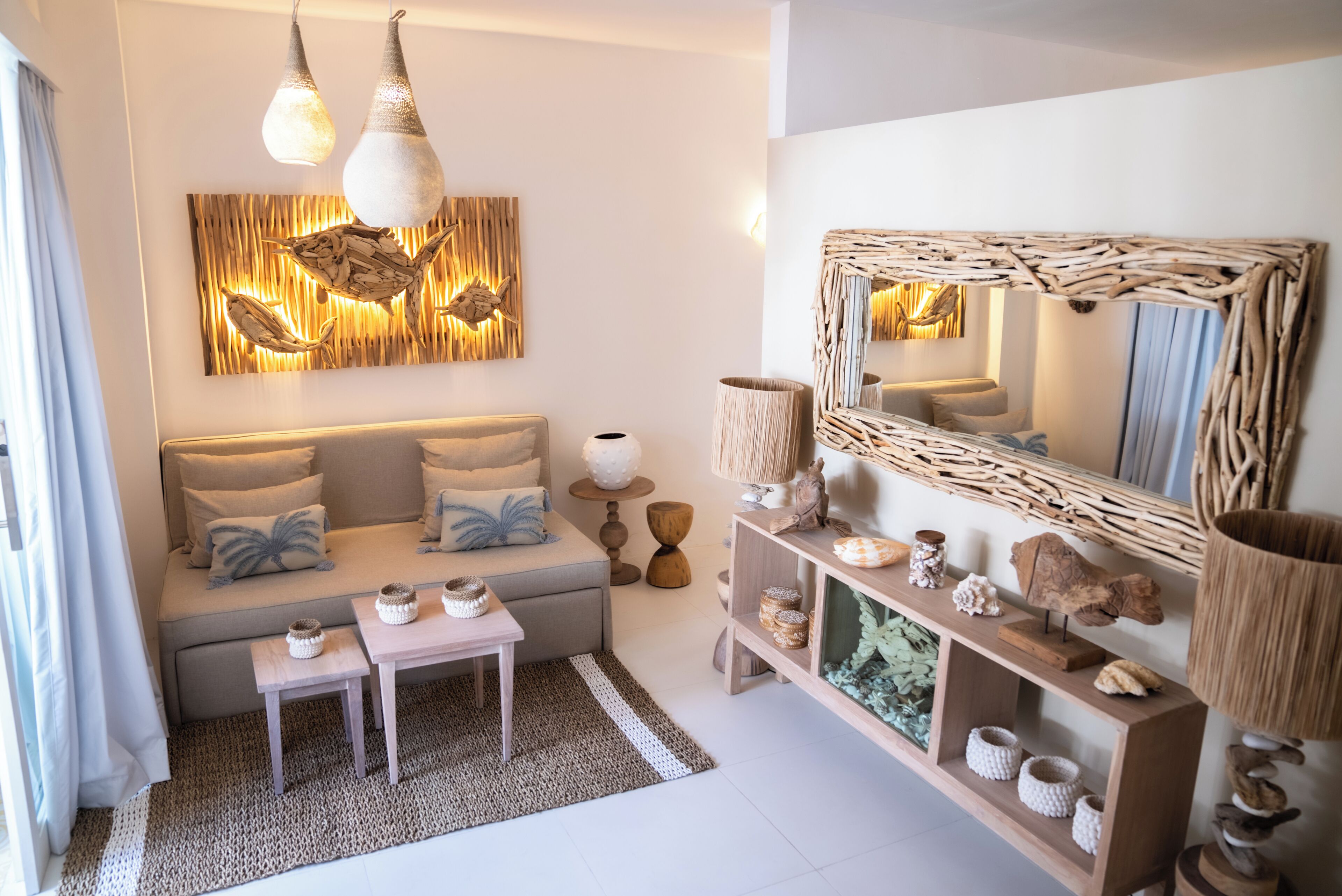 华丽套房, 1 间卧室 | 起居区 | 32-英寸纯平电视（配备数码频道）