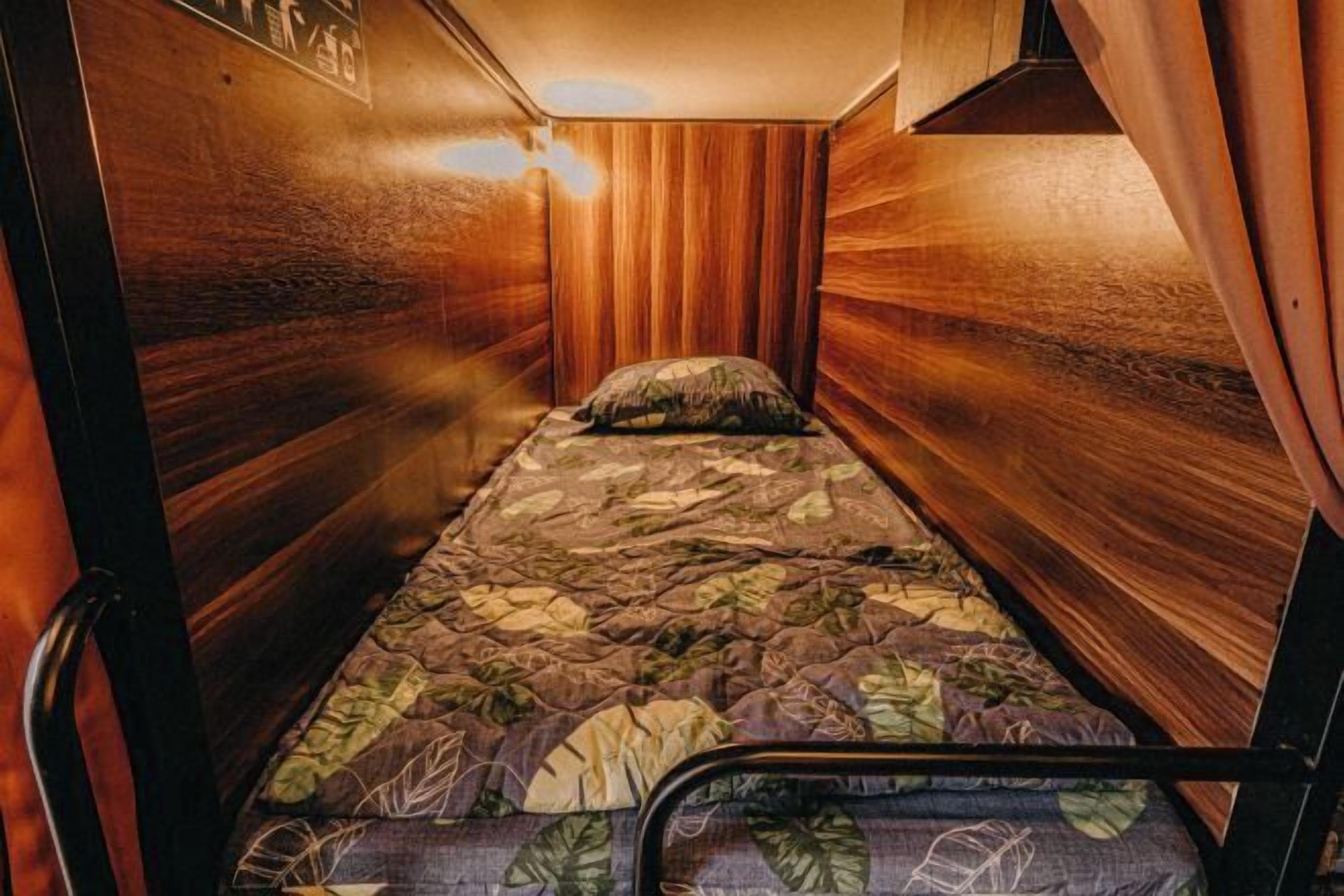 高档床上用品、免费 WiFi、床单